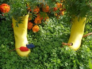 Bepflanzte Schuhe - Kreative Gartendekoration-dekoking.com