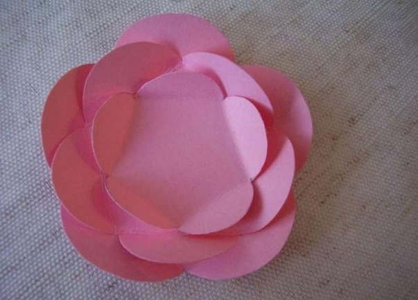 Blumenvase mit Blumen aus Papier basteln-dekoking-com-4